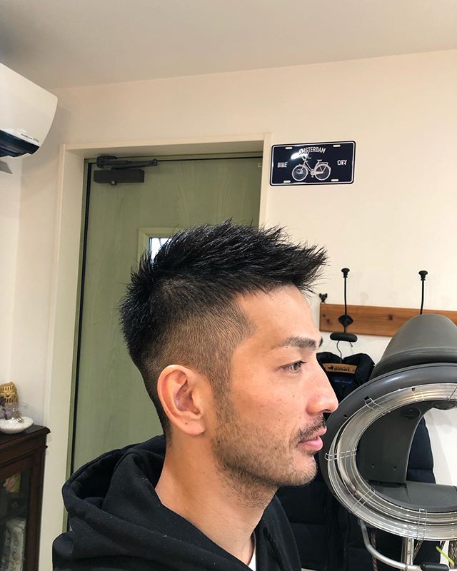 シェービング、メンズエステ | 東京都中野区(新中野駅徒歩１分)・床屋、理容室-Barber TOKUTOKO(バーバートクトコ)-