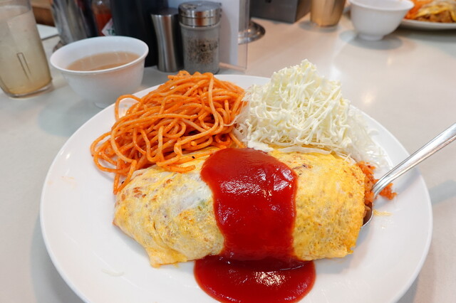 新橋 餃子とジビエ串 一味玲玲