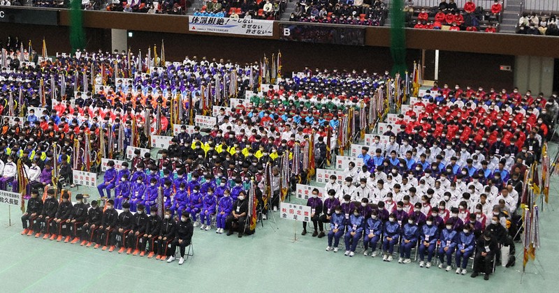 九州旅行① 福岡天神にある「もつ鍋一藤博多店」で本番のモツ鍋を堪能する｜つかまえ太郎の美味礼讃