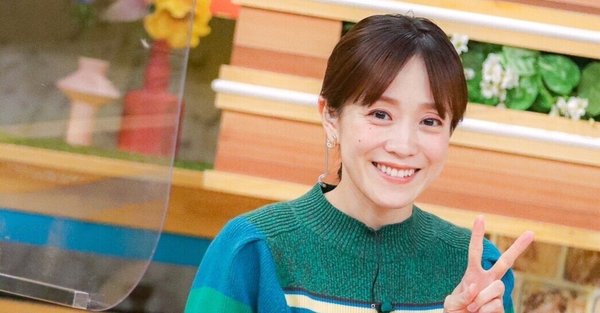 江藤愛アナの若い頃の画像まとめ！ニット衣装や水着もかわいい！