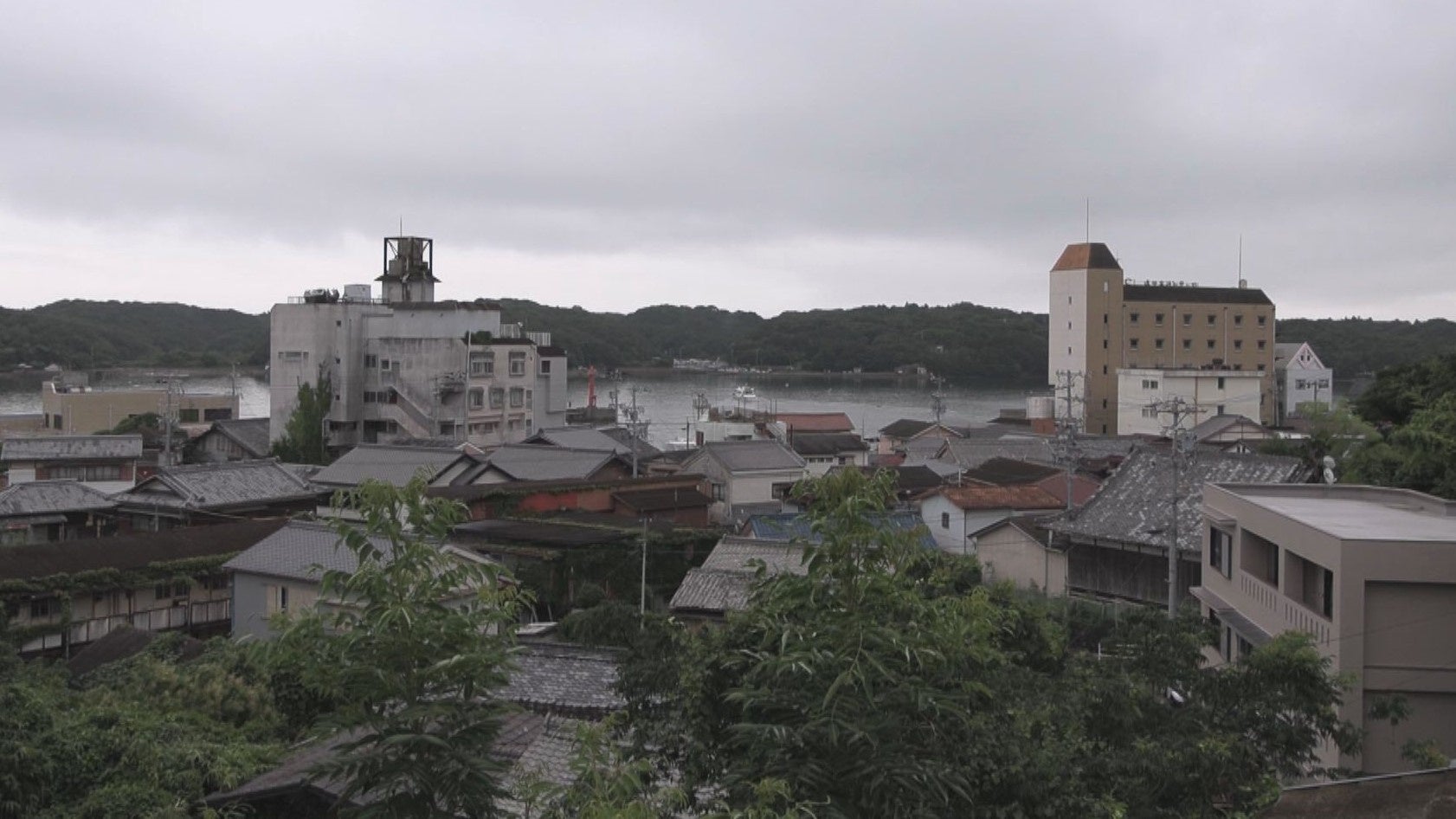 売春島」の花火の先にある未来 | 開沼博