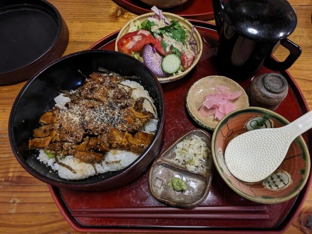 赤羽・海里🐟鮮魚と手作り料理の店 (@akabanemisato) •