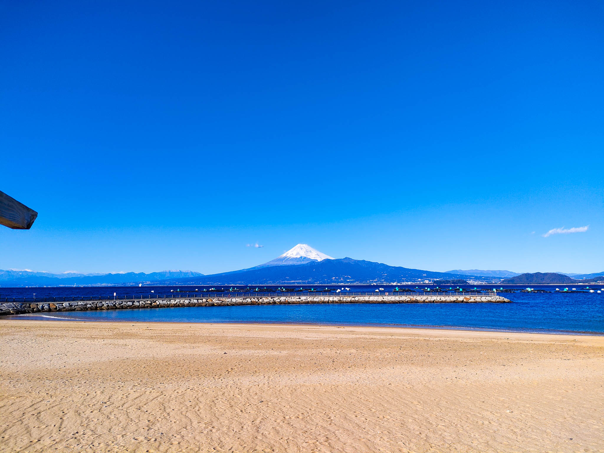 片浜海岸のゴミ拾いに参加！｜海岸清掃｜ゴミ拾い｜ビーチクリーン｜沼津を世界一綺麗にする会｜沼津 市｜ボランティア活動|ボクマチガーディアンズ/ネッツトヨタ静岡地域貢献活動！