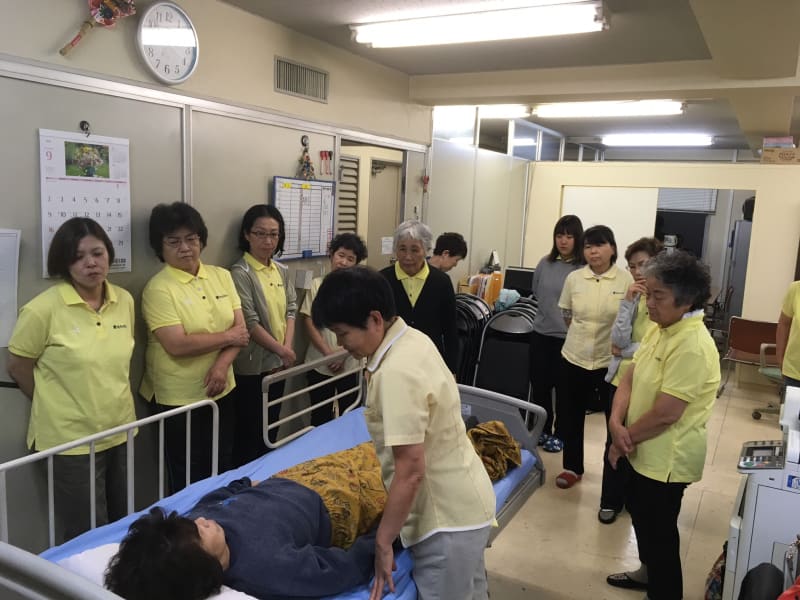 美空ひばりメドレー「愛燦燦・リンゴ追分・お祭りマンボ・川の流れのように」　大阪成蹊女子高校吹奏楽部ミュージックフェスティバル2022