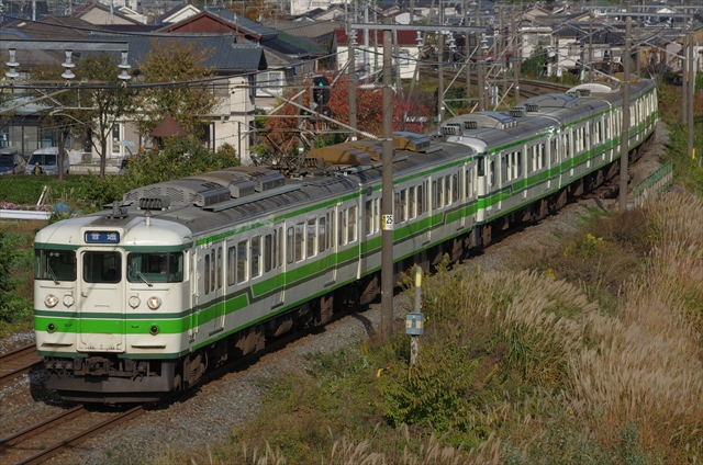 踏切待ちが長くなる？！『JR越後石山駅』の『亀田駅』側にある踏切『山通踏切』の遮断機が下りてる時間が長くなるらしい。6月4日。 : にいがた速報 -