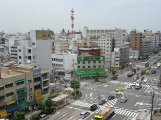 大阪市民も足を踏み入れない、ドヤ街・西成区「あいりん地区」で2日間過ごしてみた | TABIPPO.NET