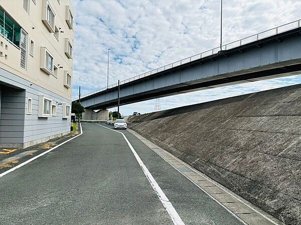 西小坂井 2014/5/1: 懐かしい駅の風景～線路配線図とともに