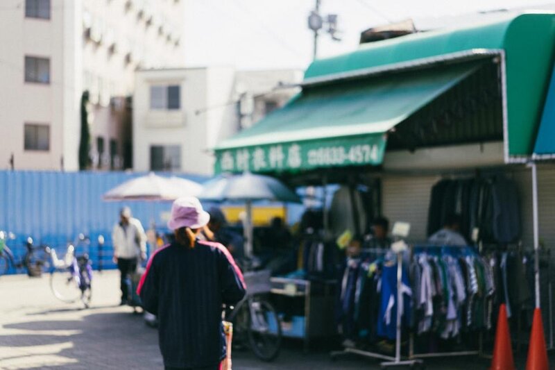 暴動』『違法露店』『不法投棄』など問題山積だった労働者の街 変貌する「西成・あいりん地区」のいま 特集 mbsニュース