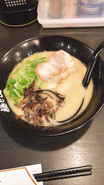 極とんラーメン松永店（福山市松永町）極とん野菜ラーメン、チャーシュー丼 : 自由気ままにやるブログ