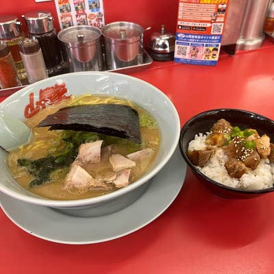 山岡家・ほりだい社長の日常: ニンニク入りラーメンとカーハート