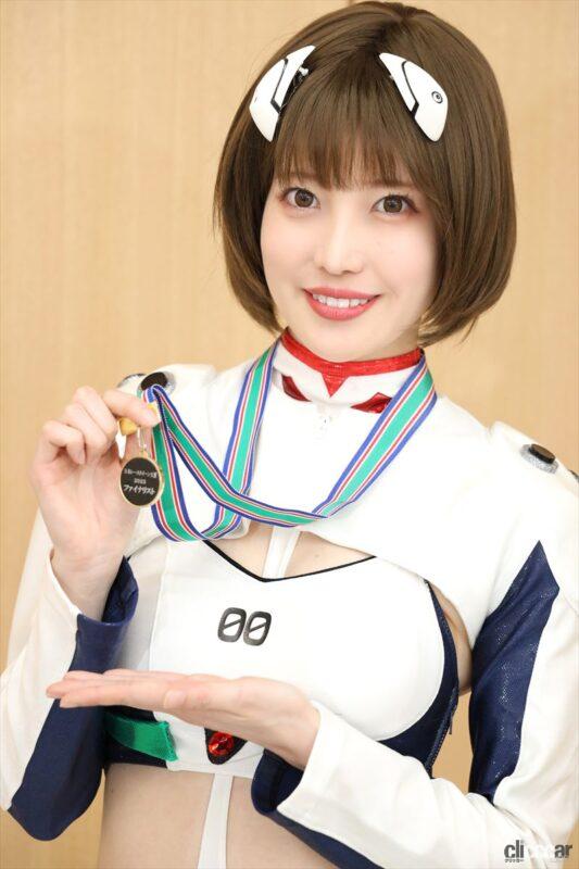 BB551 佐々木ありさ「NHK 19歳新人女優の水着グラビアに初挑戦！」競泳水着◇切り抜き 6ページ