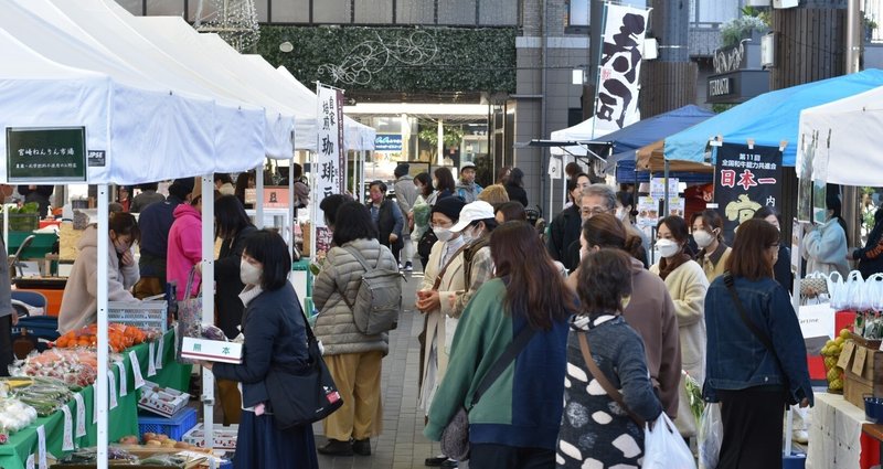 公共R不動産 | それぞれが認め合い、みんなの居場所になっていく。元ショッピングモールから生まれた「都城市立図書館」