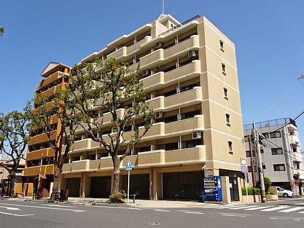 ニューハーフ 中 出 志木市 日本