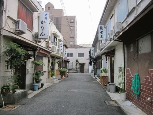 今市会館と滝井新地探訪 - MANAZOUの近代建築・看板建築・レトロ探訪