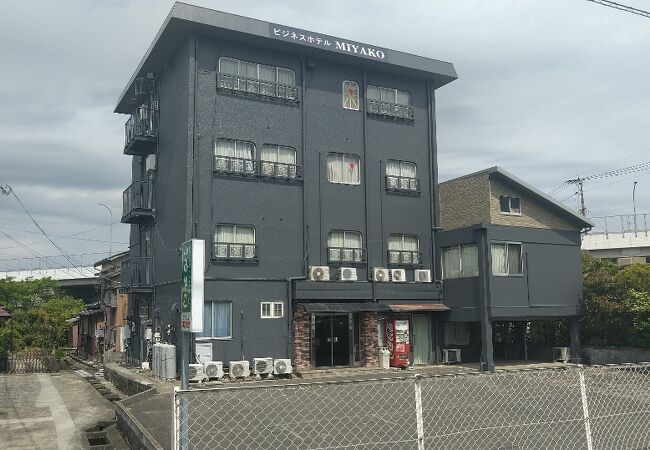 佐賀・伊万里駅の北側に新ホテル 10階建てと2階建ての2棟に125室 25年の開業目指す｜【西日本新聞me】