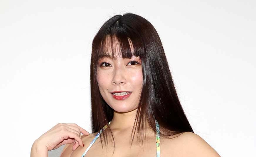 Gカップ「春野恵」が、温泉地で社長といい仲に。「エロエロダンスを見て！」 | media-iz