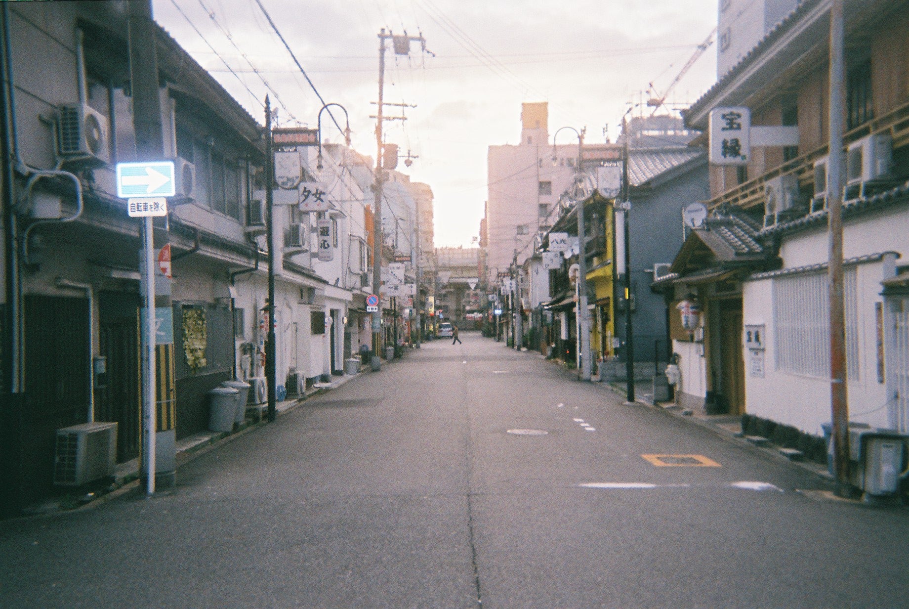 お正月も多くの料理店が営業する #松島新地。 ⁡