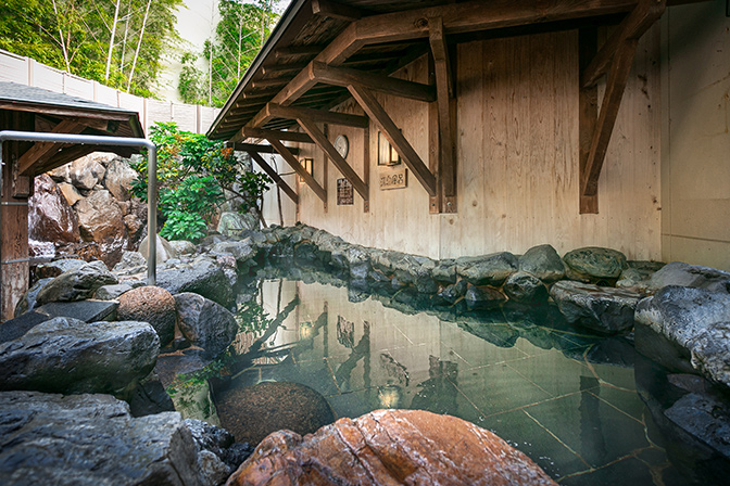 京都桂温泉 仁左衛門の湯（にざえもんのゆ） -